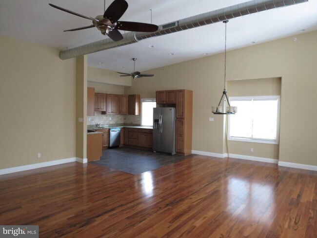 Building Photo - 4147 Cresson St