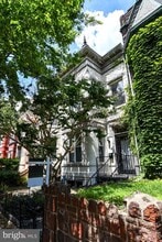 Building Photo - 11 R St NW