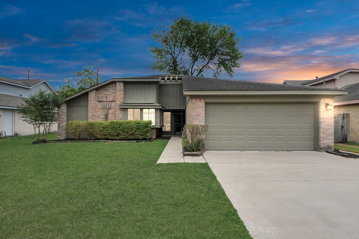 Foto principal - 1207 Park Knoll Ln