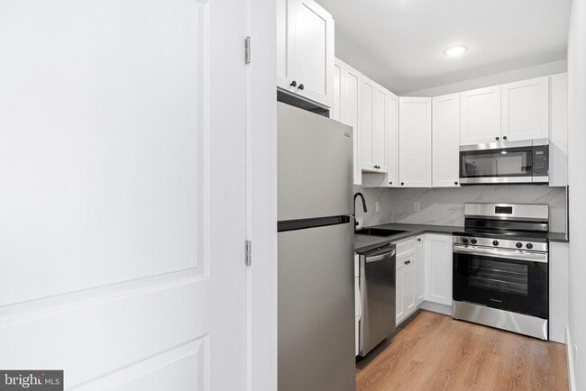 Foto del edificio - 929 N 40th St