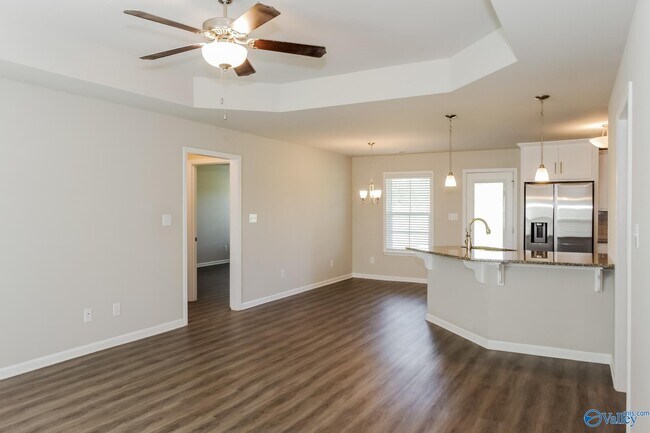 Foto del edificio - 14690 Bowman St