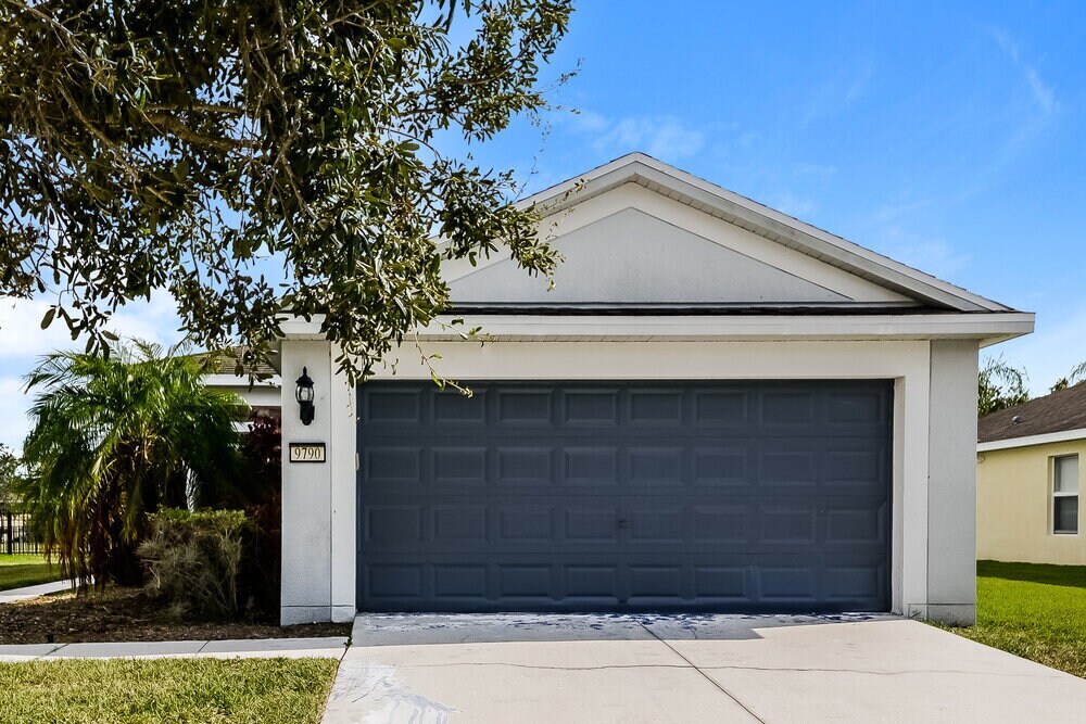 Primary Photo - 9790 50th St Cir E