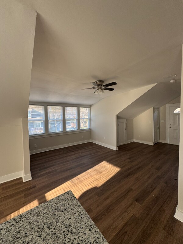 Foto del edificio - 711 S Jackson St