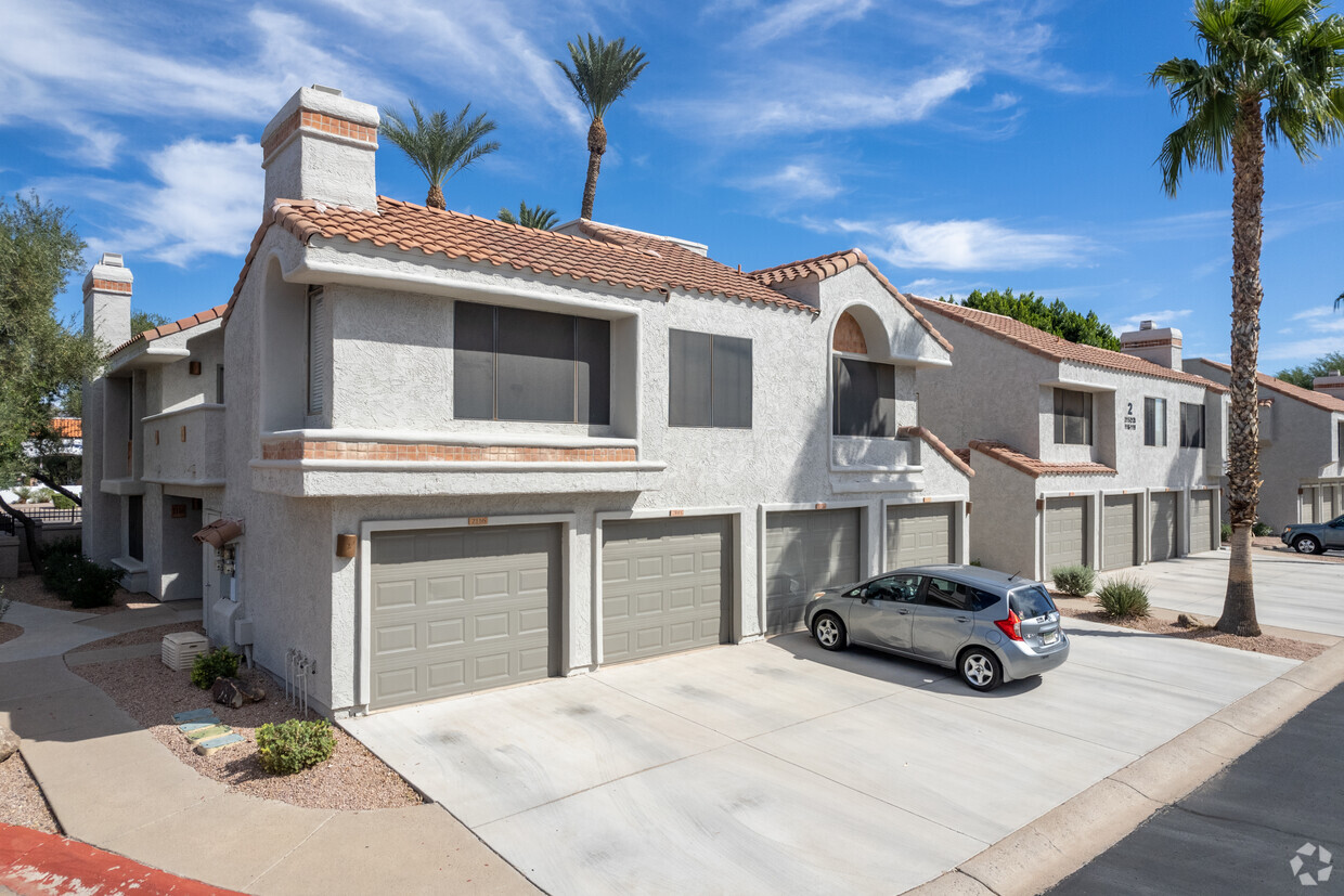 Primary Photo - Venetian Condominium Homes