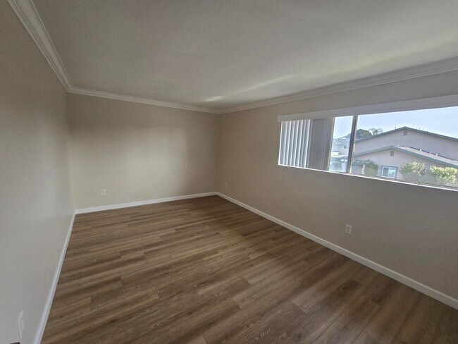 Building Photo - LEGRANDE16581