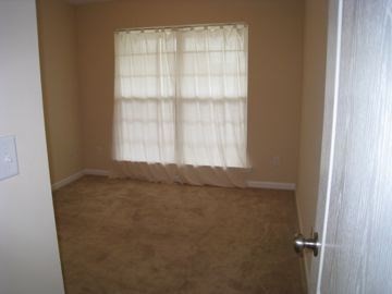 Building Photo - 142 Fox Haven Dr
