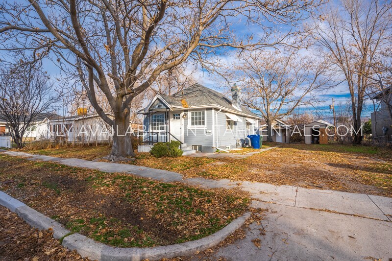 Primary Photo - 1075 Jeremy St