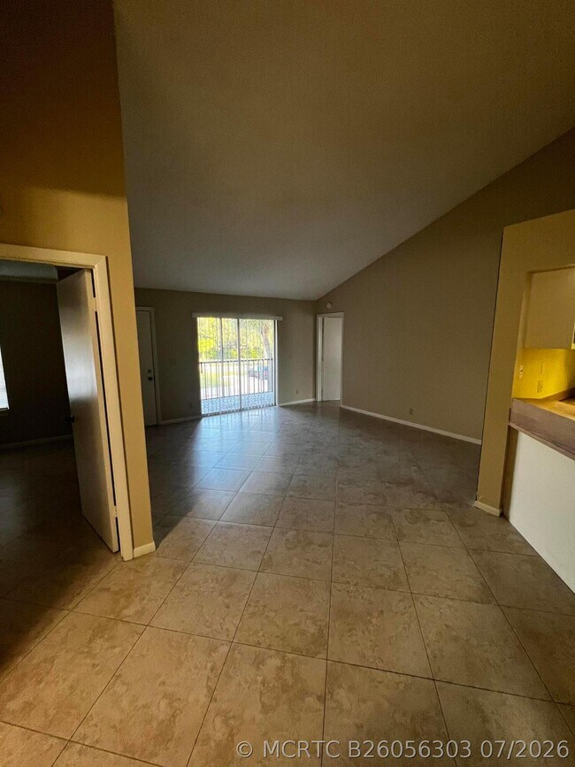 Building Photo - 4215 S 57th Ave