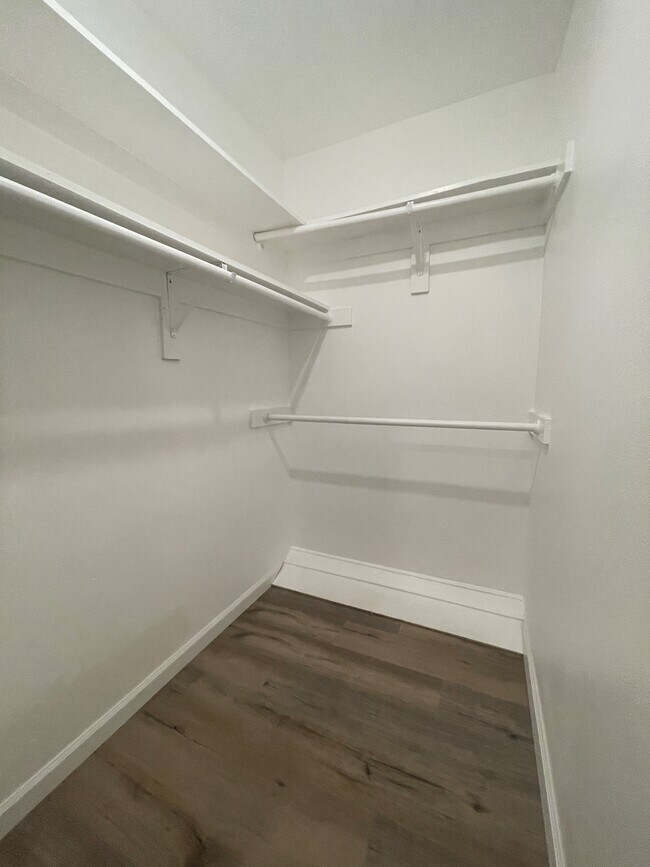 Foto del edificio - 18561 Prairie St