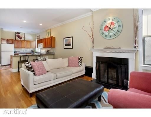 Building Photo - 2 br, 1 bath  - 285 Bunker Hill St