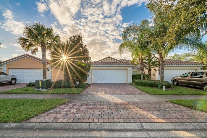 Primary Photo - Village Walk Lake Nona- Gated Community