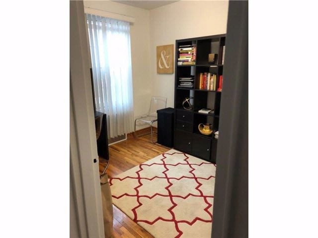 Primary Photo - 387 Avenue S