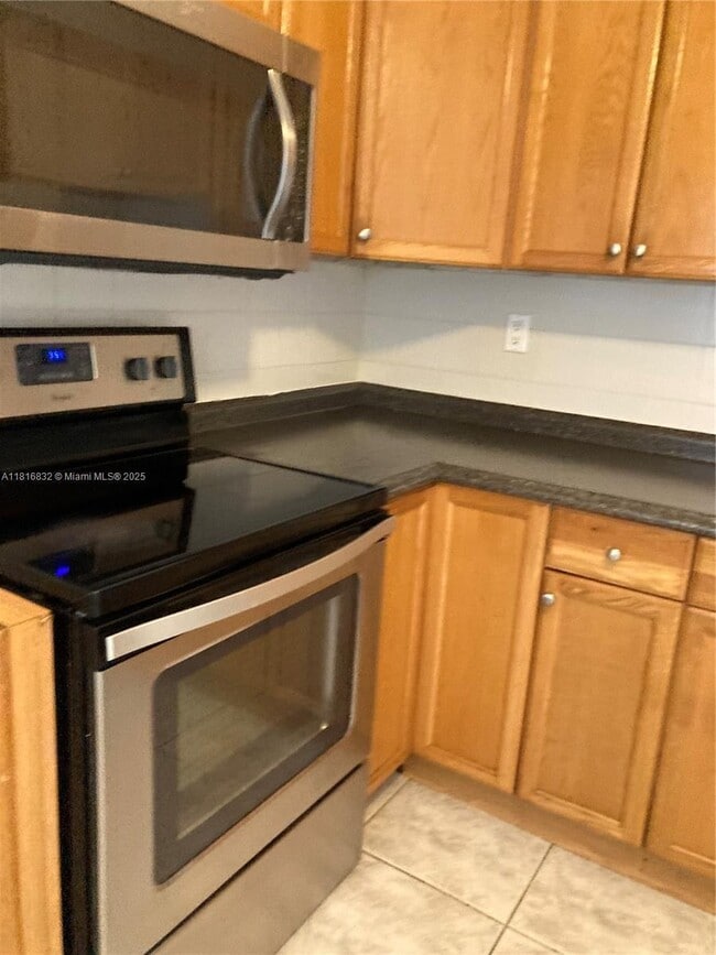2 bedroom in Hallandale FL 33009 - 2 bedroom in Hallandale FL 33009 Apartment