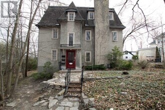 Building Photo - 74-74 Acacia Ave