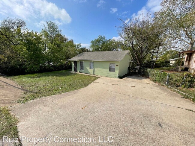 Building Photo - 2 br, 1 bath House - 1502 S. Beach St