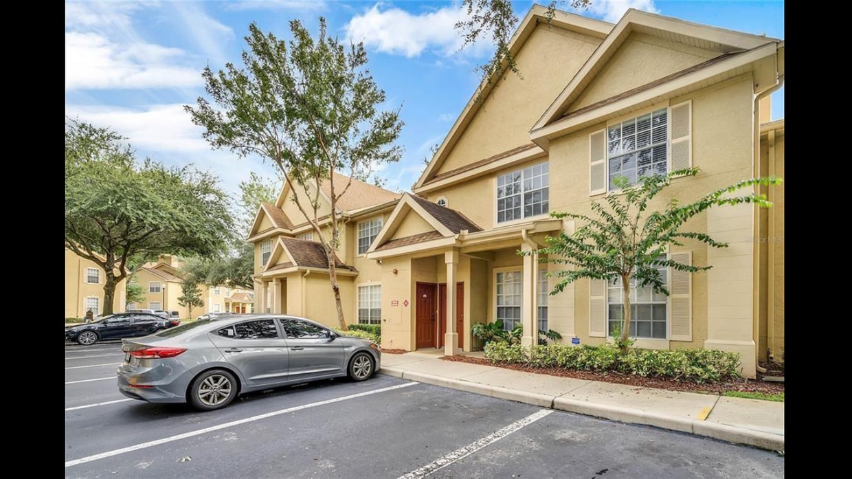 Foto principal - 864 Grand Regency Pointe
