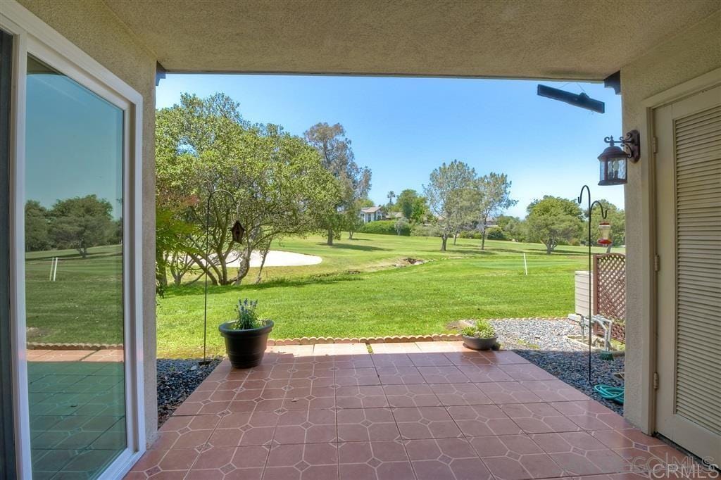 Primary Photo - 11942 Rancho Bernardo Rd
