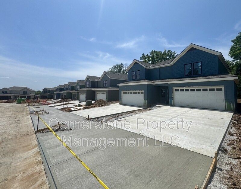 Foto principal - 8522 Kickapoo St