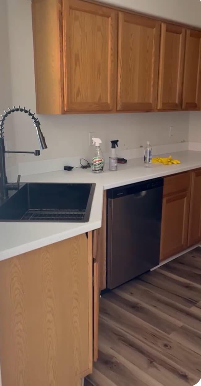 Building Photo - 5484 W Dove of Peace Dr