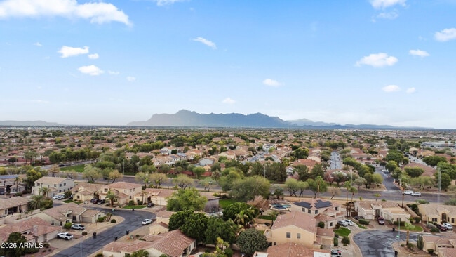 Building Photo - 2320 S Sorrelle