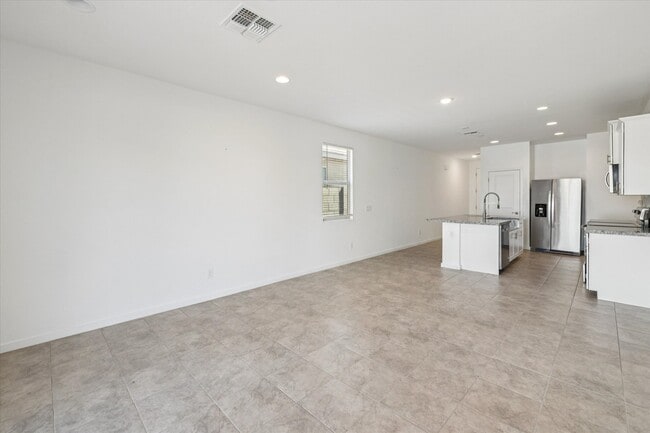 Building Photo - 4312 W Allen St