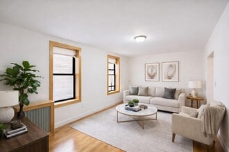 Building Photo - 609 W 196th St