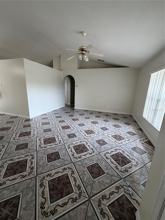 Foto del edificio - 922 Elm Forest Dr