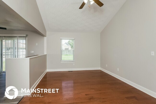 Foto del edificio - 13102 Lavenia Ln