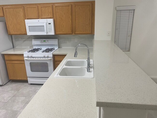 Foto del edificio - 11168 Abbeyfield Rose Dr
