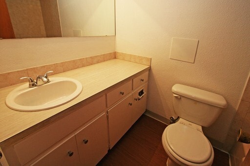 Interior Photo - 25gr