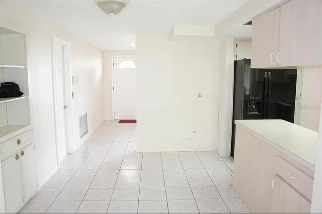 Foto del edificio - 7608 Camelot Rd