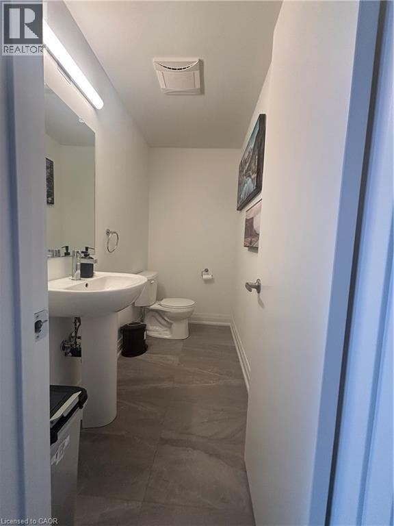 Building Photo - 258 Hespeler Rd