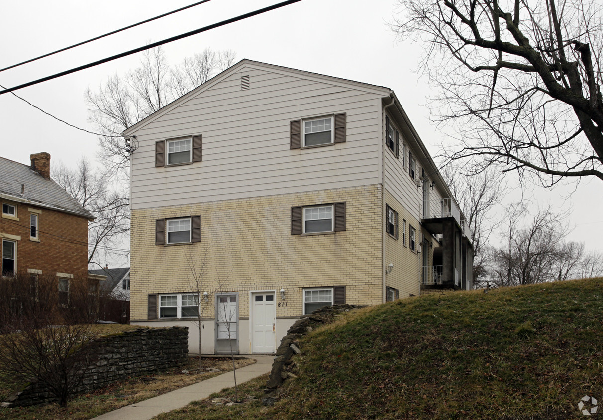 Primary Photo - St. Williams Apartments