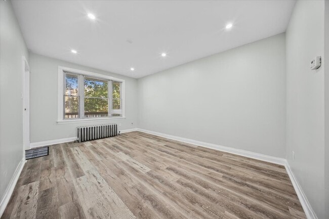 Building Photo - 5049 W 29th Pl