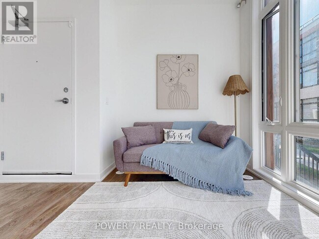 Photo du bâtiment - 14 David Eyer Rd