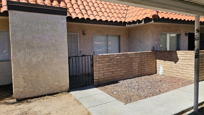 Building Photo - 2771 Eldora Cir
