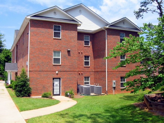 Building Photo - Guilford College East