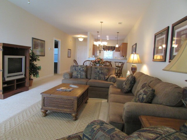 Foto del edificio - 613 Ballard Ln