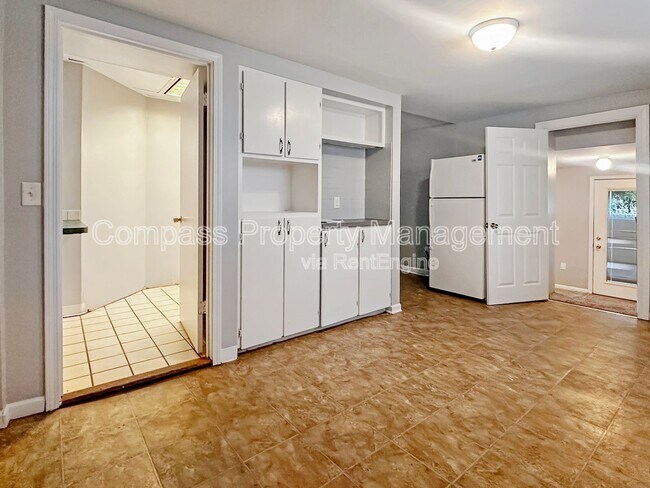 Foto del edificio - 951 Bridge St NW