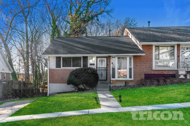 Building Photo - 3105 Bellbrook Ct