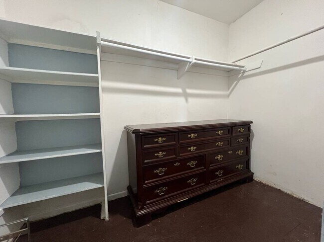 Foto del edificio - 24723 Via Valmonte