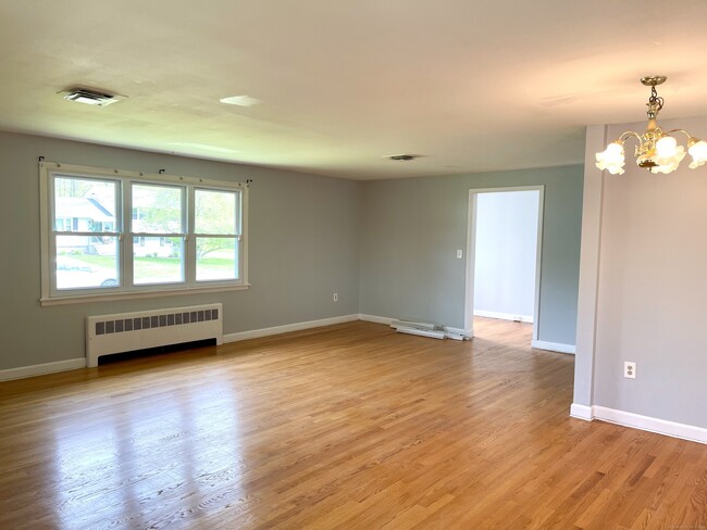 Foto del edificio - 25 Lindy Ln