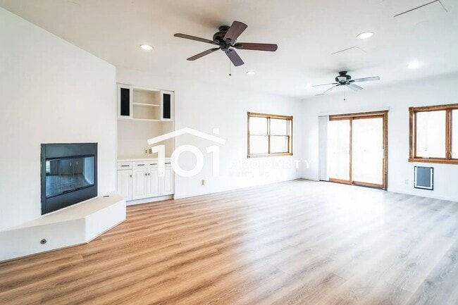 Building Photo - Spacious 4-Bedroom Home with 3 Bathrooms and a 2-Car Garage