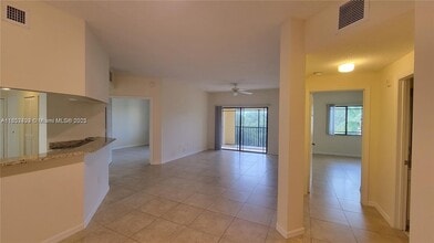 Building Photo - 3018 Alcazar Pl