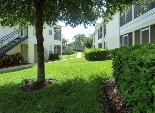Foto del edificio - 8805 Grand Palms Cir