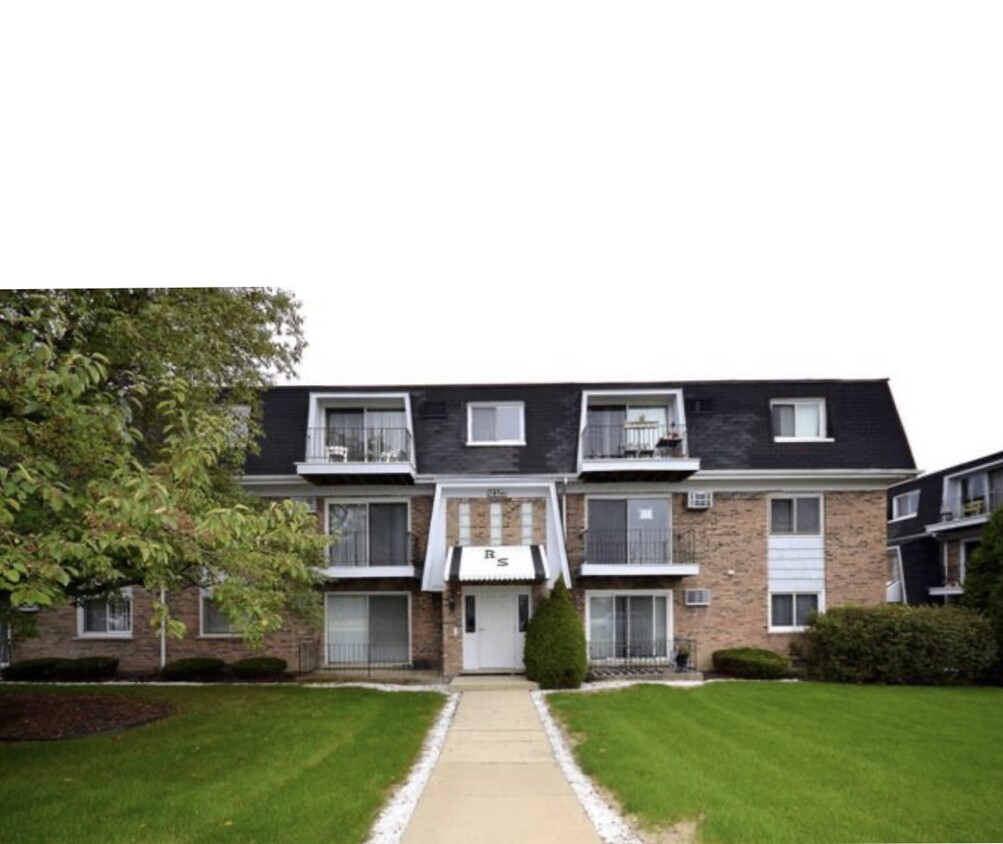 Primary Photo - 10320 S Ridgeland Ave