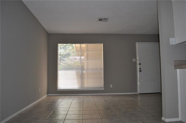 Building Photo - 6501a Cannonleague Dr