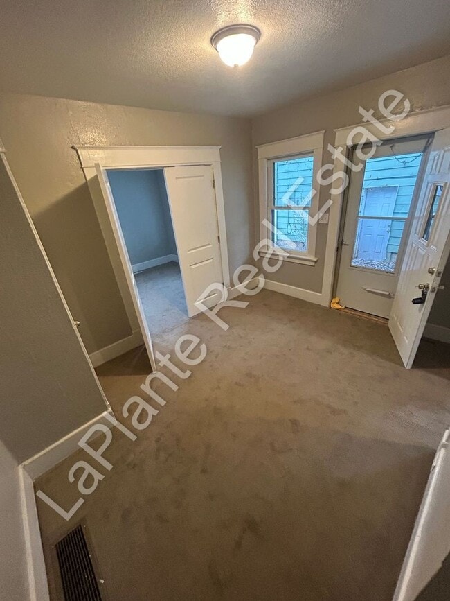 Building Photo - 1804 Bigelow St