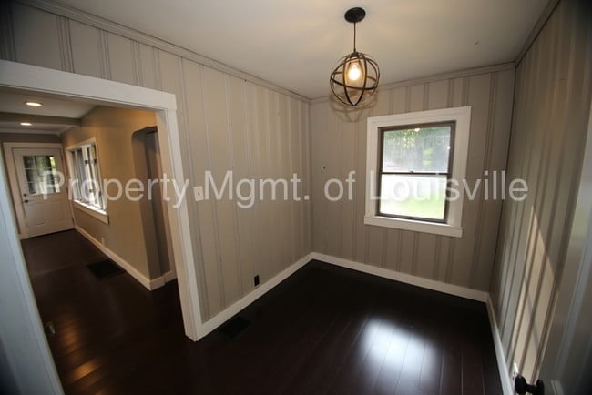 Building Photo - 3105 Paoli Pike