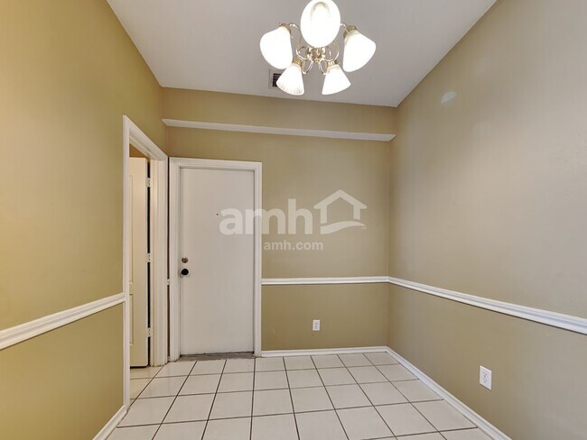 Foto del edificio - 2093 Amherst Drive
